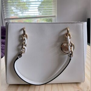 MICHAEL KORS CYNTHIA WHITE SAFFIANO LEATHER CROSSBODY SATCHEL BAG NWT